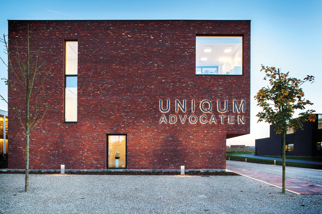 Law Firm Office Klarté-Uniqum at Kortrijk - Belgium © ph. Annick Vernimmen