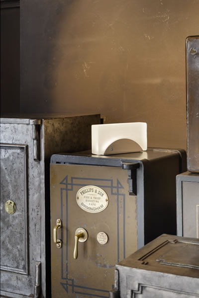 BRICK of LIGHT APPOGGIO